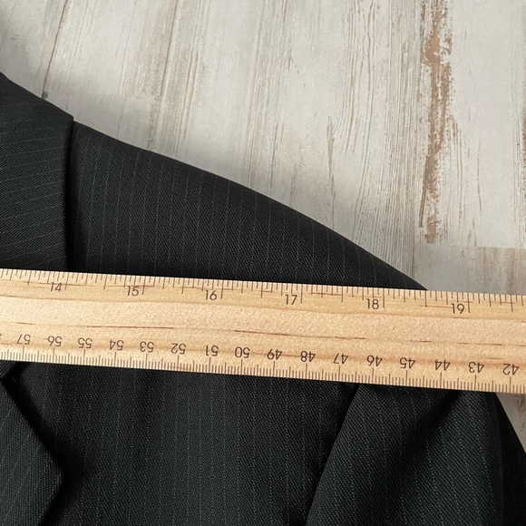 Armani Collezioni Men’sWool Blazer46 IT/36 US Made in ItalyPinstripe Classic Fit - Picture 9 of 11